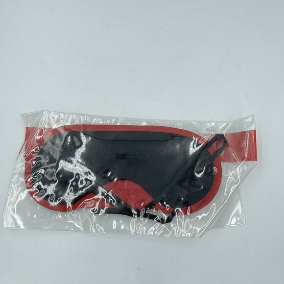 Swiss Travel Flight Toiletry Bag Kit - Picture 2 of 6